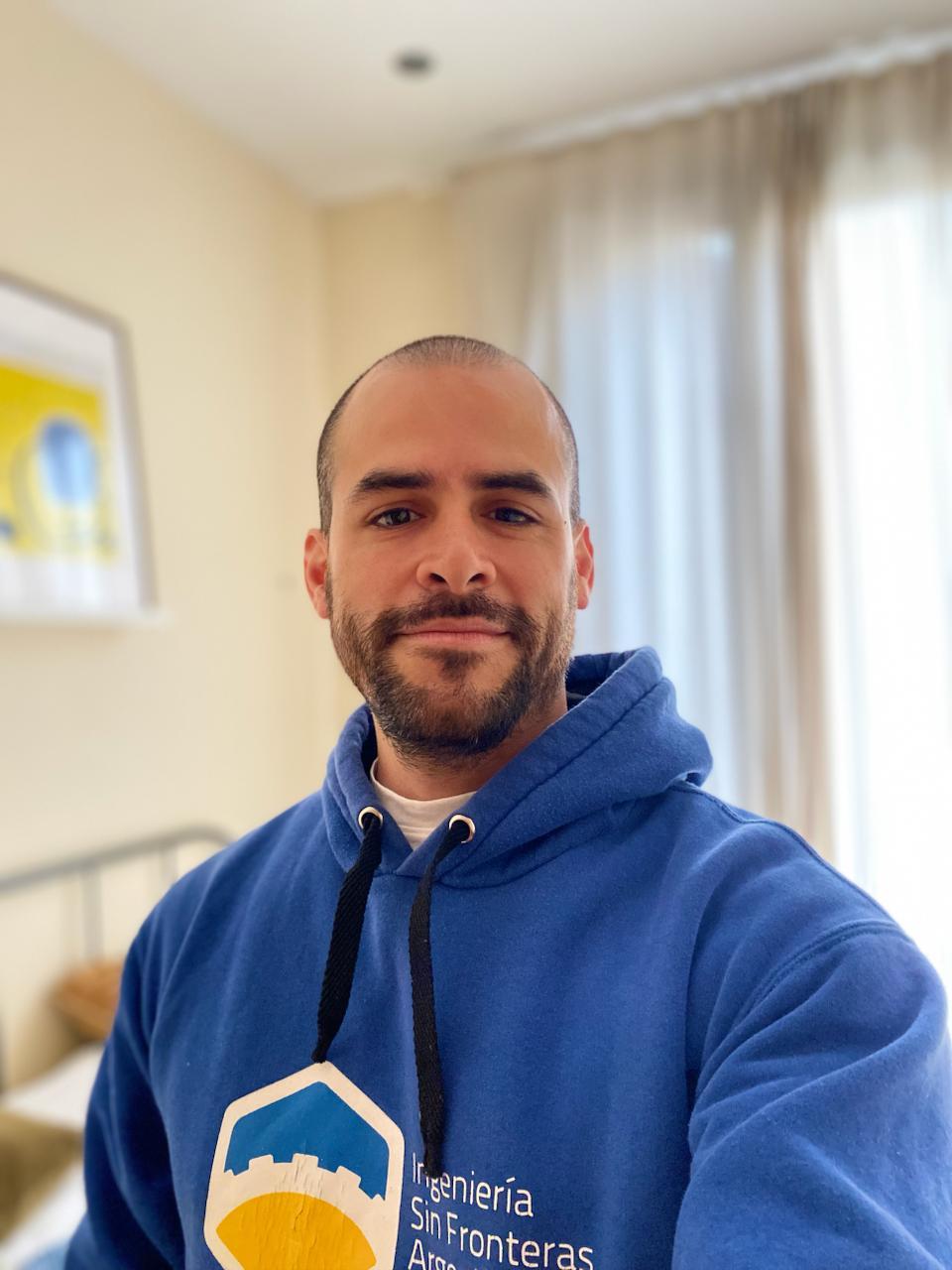 Nicolás Delgado - Founder of CHE Volunteering